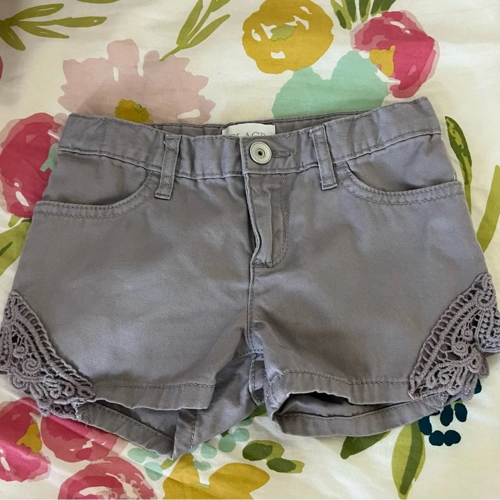 The‎ Children's Place Slate grey Lace trim shorts 5